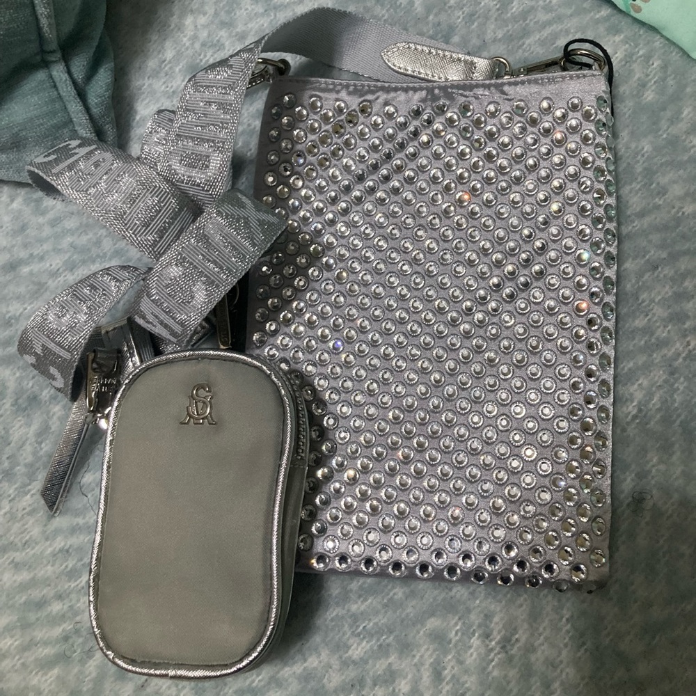Steve Madden Silver Rhinestone BPHONEME Silver Phone Pouch